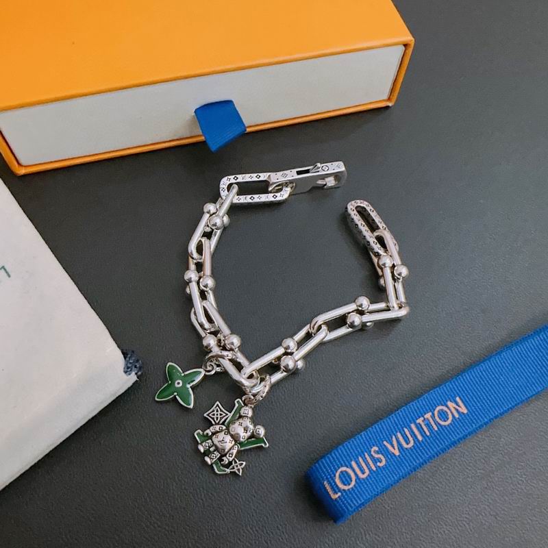 LV Bracelet 03lyr586 (3)